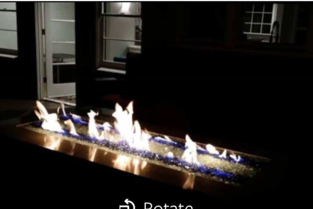 Picfair Village Modern Glam House Holiday home Los Angeles